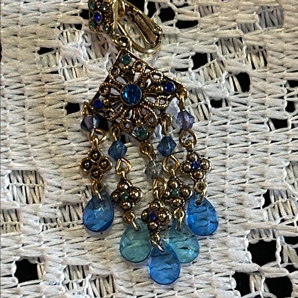 Clip on Elegant Blue and Gold Chandelier Earrings - Picture 7 of 7